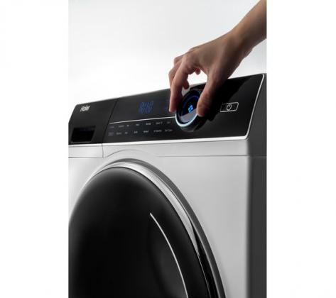 Product features Capacity: 9 kg Spin speed: 1600 rpm Quick wash time: 14 minutes for 1.5 kg Energy rating: A+++ Manage your washing using your phone W