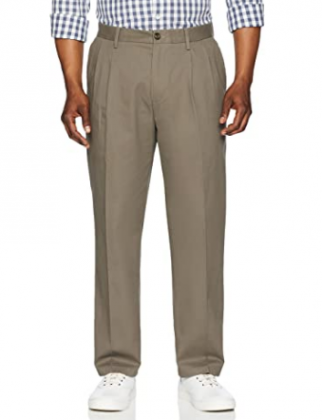 Amazon Essentials Men's Classic-fit Wrinkle-Resistant Pleated Chino Pant